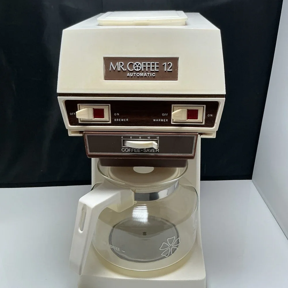 Joe DiMaggio Mr. Coffee 12 Automatic Coffee Brewing System W. Scoop And More